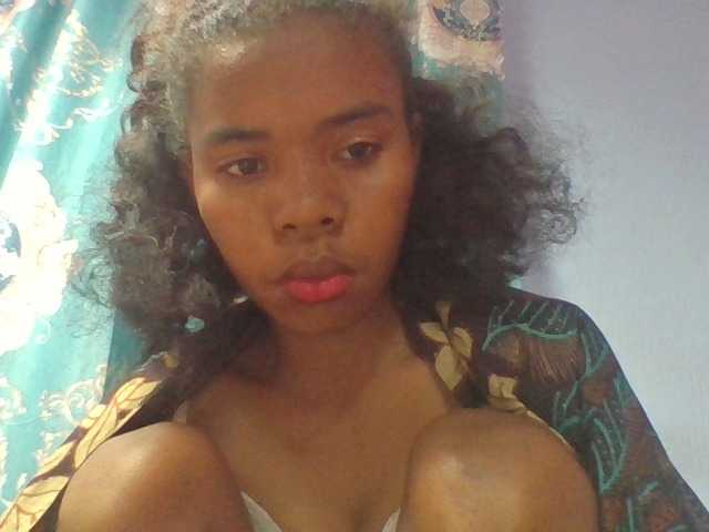 Emelie1a