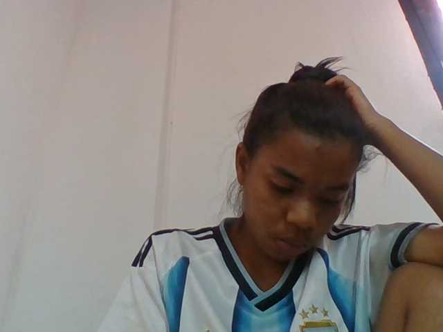 Emelie1a live cam on BongaCams