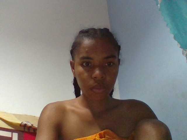 Emelie1a
