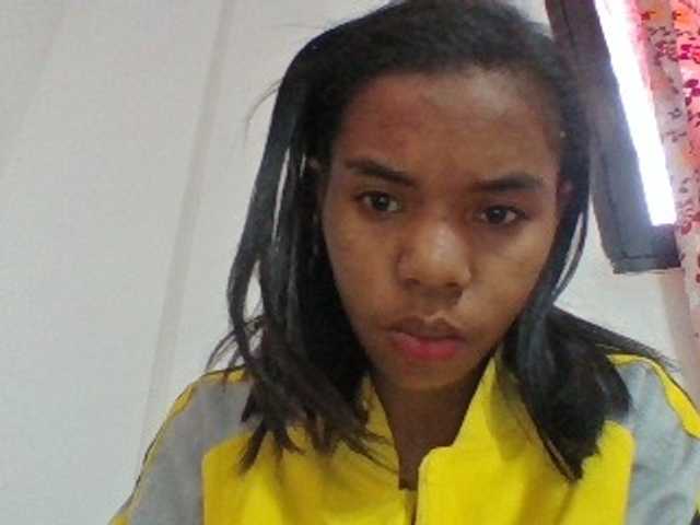 Emelie1a
