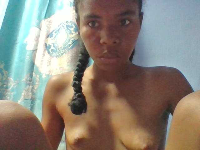Emelie1a live webcam show