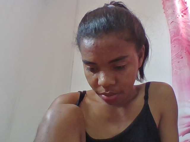 Emelie1a live cam on BongaCams