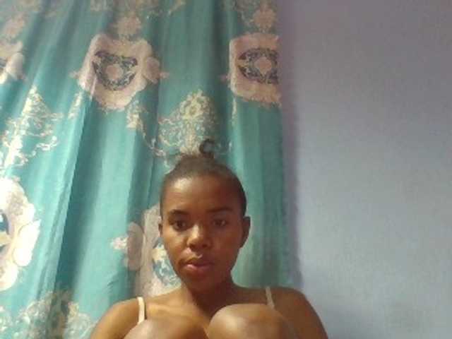Emelie1a