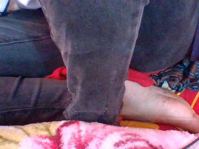 Emelie1a live cam on BongaCams