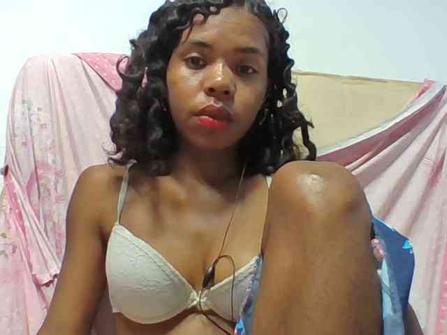 Emelie1a webcam