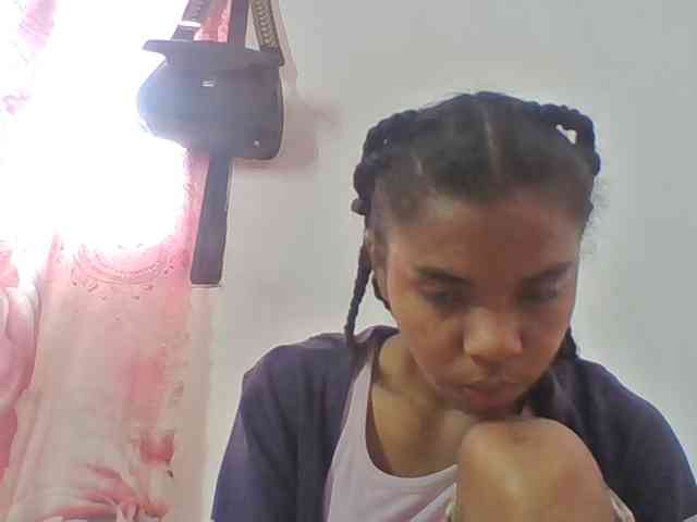Emelie1a