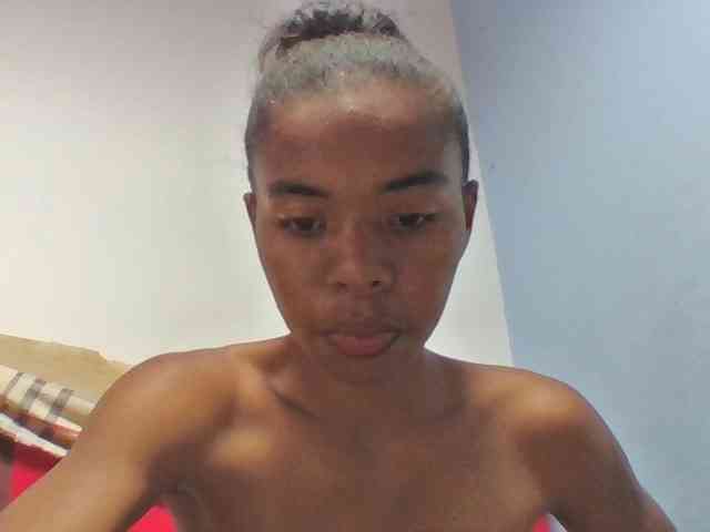 Emelie1a webcam