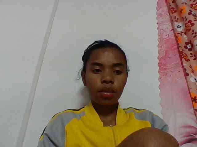Emelie1a