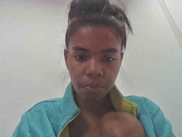 Emelie1a