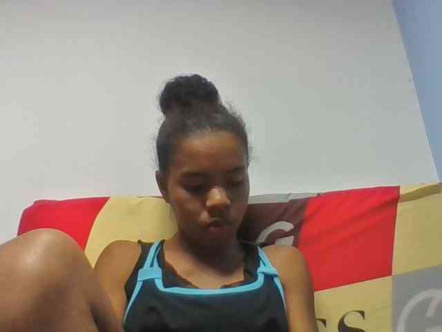Emelie1a webcam