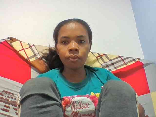 Emelie1a webcam