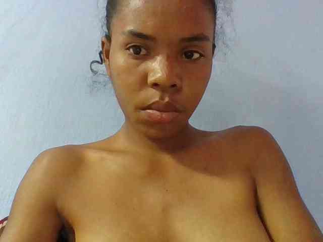 Emelie1a