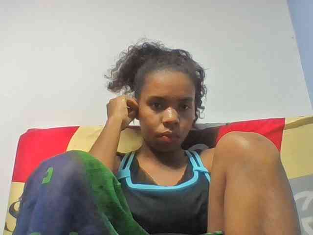 Emelie1a webcam