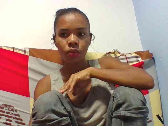 Emelie1a webcam