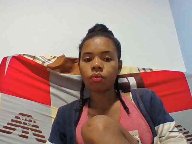 Emelie1a webcam
