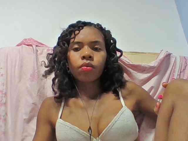Emelie1a webcam