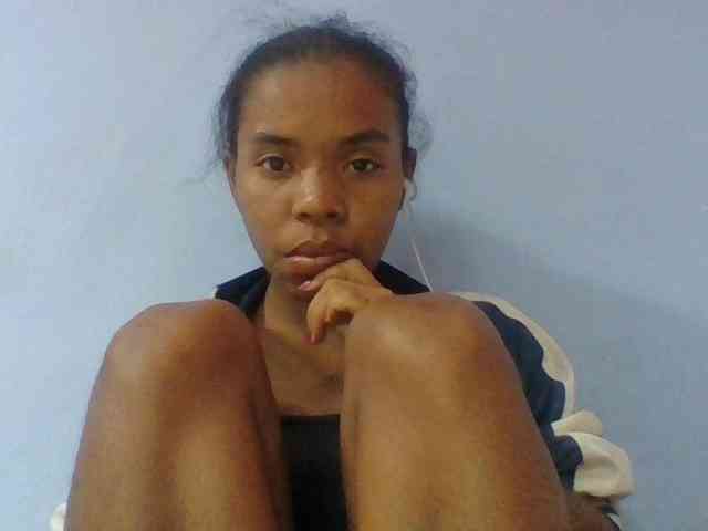 Emelie1a webcam