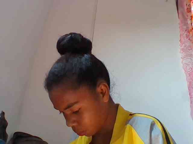 Emelie1a