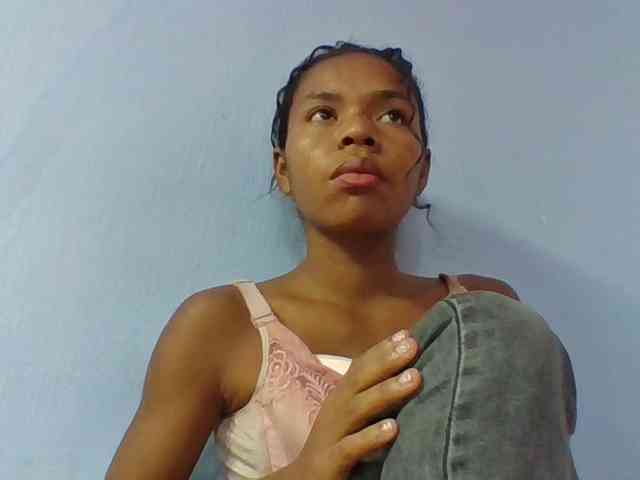Emelie1a