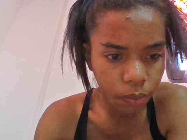 Emelie1a