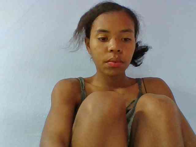 Emelie1a webcam