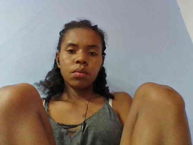 Emelie1a webcam