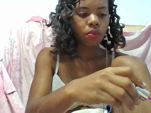 Emelie1a webcam