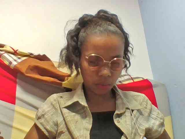 Emelie1a
