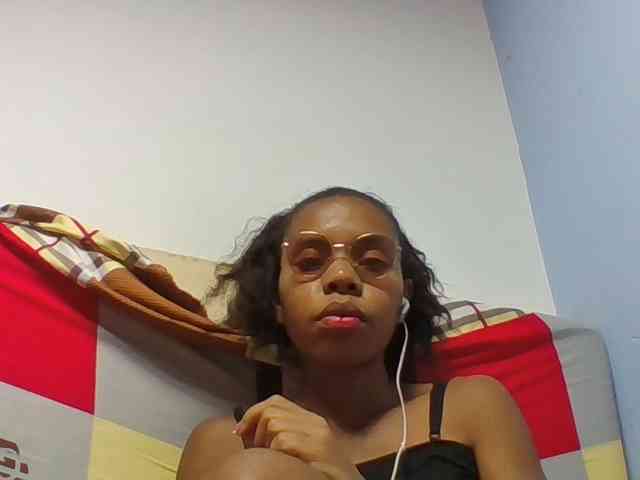 Emelie1a webcam