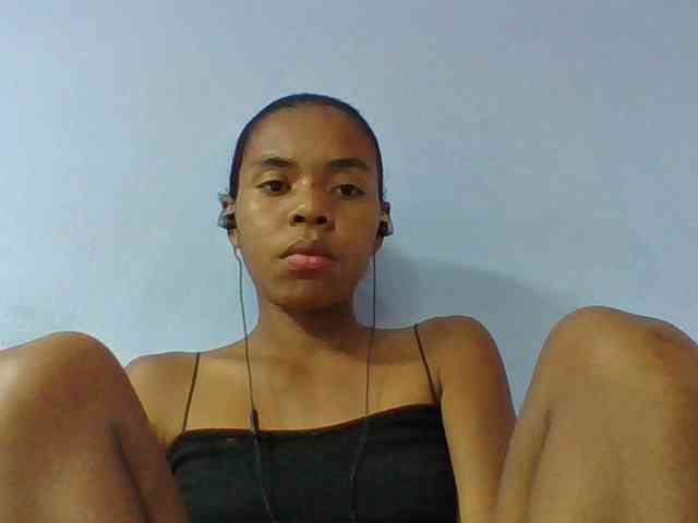 Emelie1a webcam