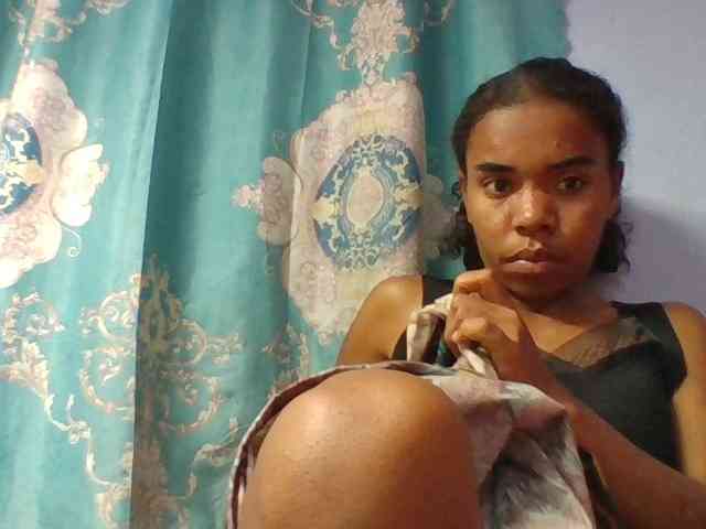 Emelie1a webcam
