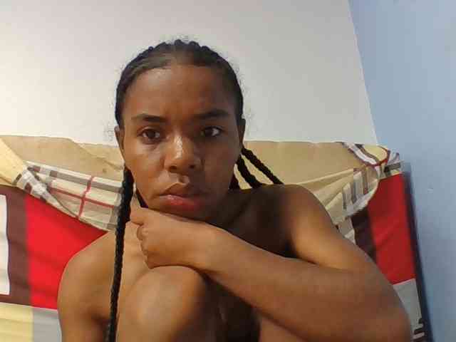 Emelie1a webcam