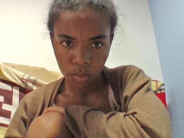 Emelie1a webcam