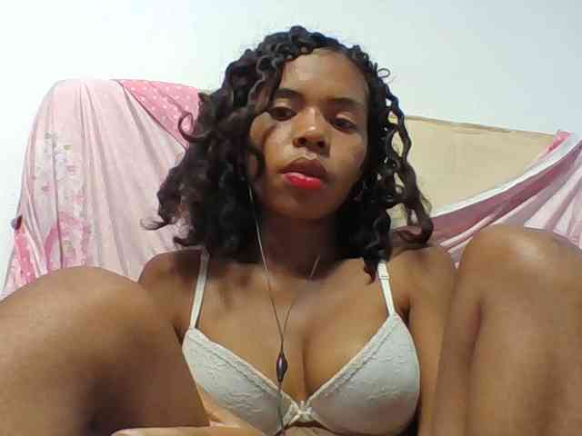 Emelie1a