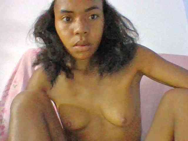 Emelie1a webcam