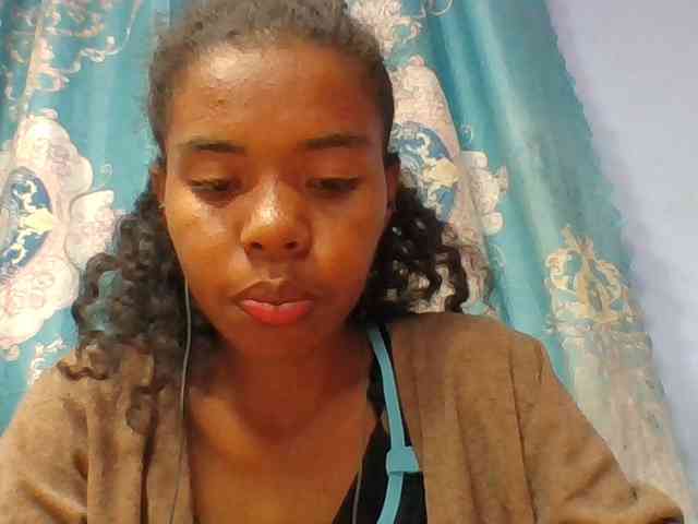 Emelie1a webcam