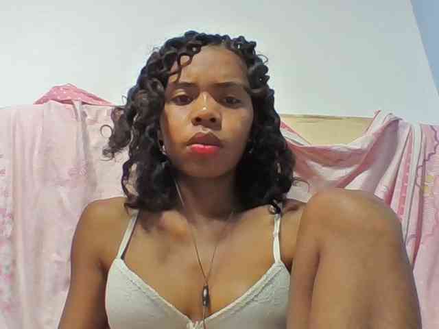Emelie1a webcam