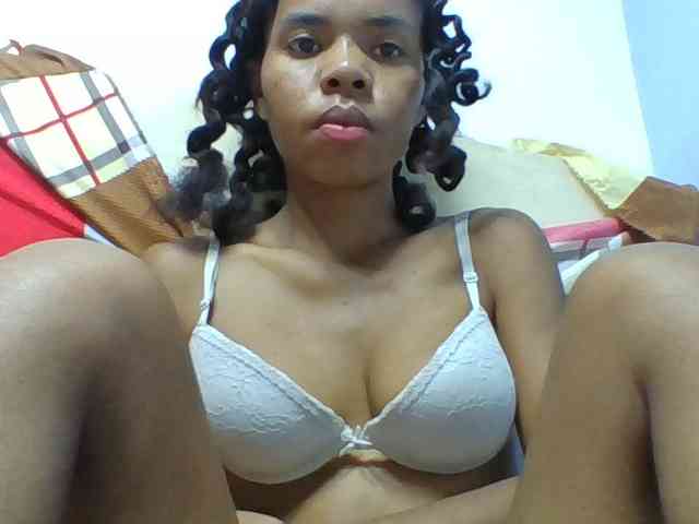 Emelie1a
