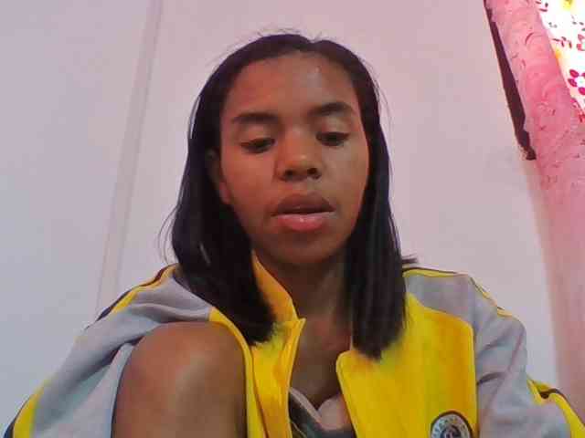 Emelie1a
