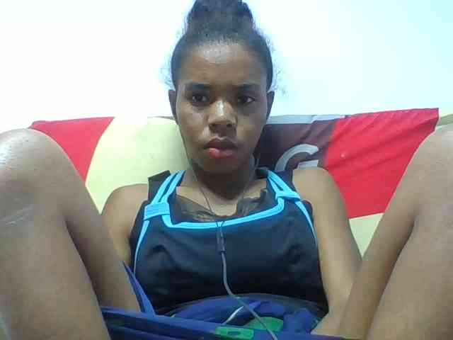 Emelie1a webcam