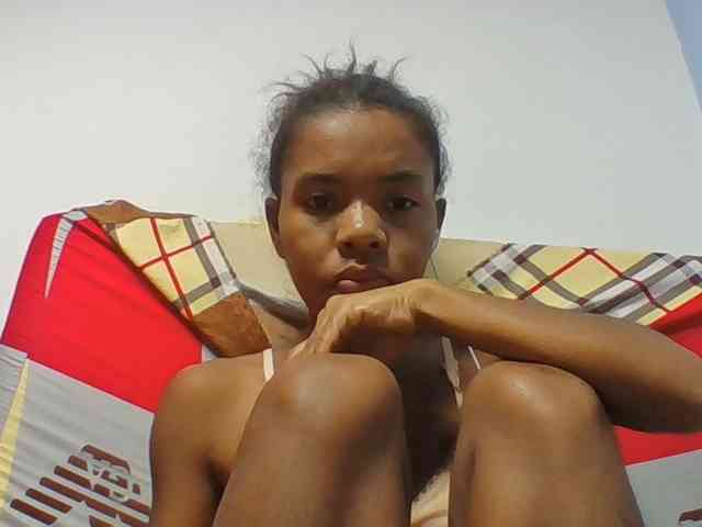 Emelie1a webcam