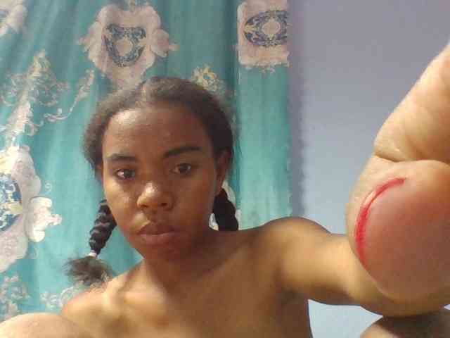 Emelie1a webcam