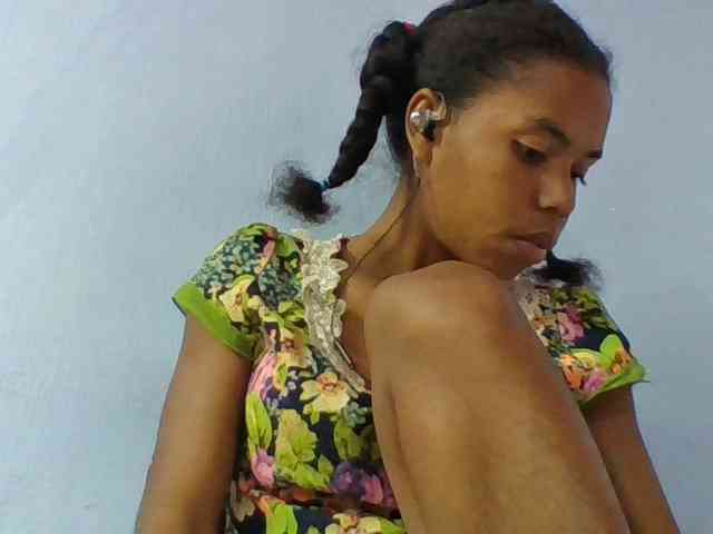 Emelie1a webcam