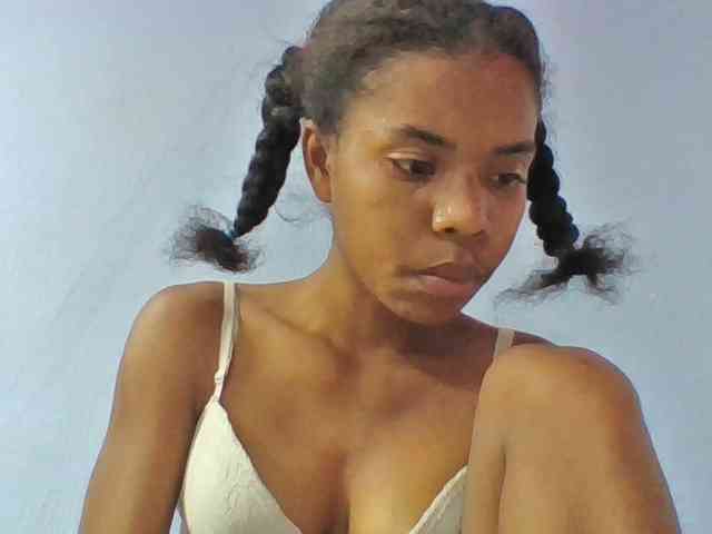 Emelie1a webcam