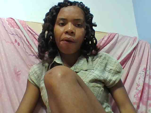 Emelie1a webcam
