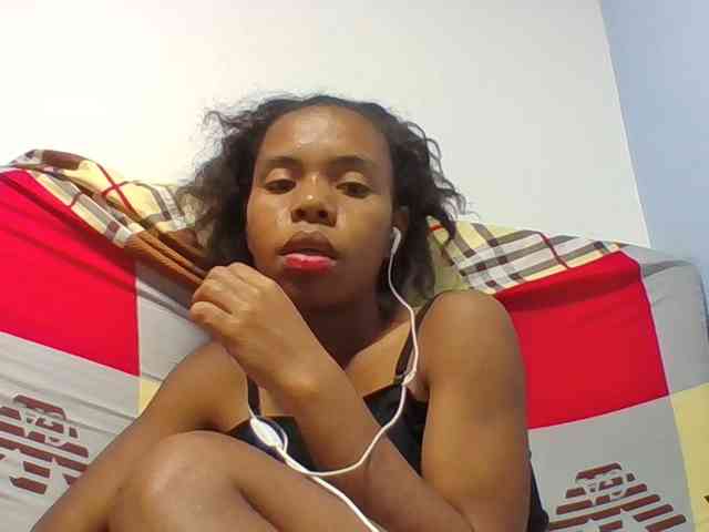 Emelie1a webcam