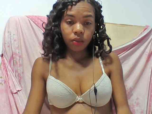 Emelie1a webcam
