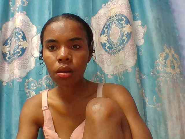 Emelie1a webcam