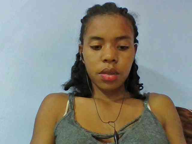Emelie1a webcam