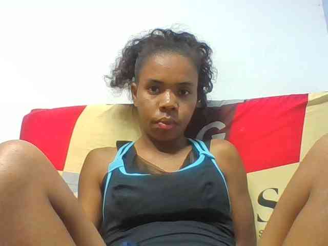 Emelie1a webcam